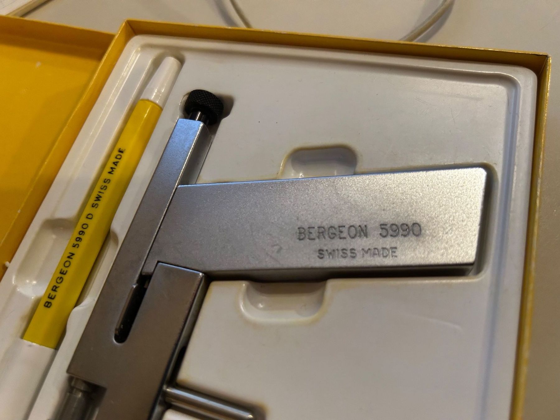 Bergeon Tutti gli attrezzi: Bergeon - Ohrlochstecher in original Schachtel – Usato da Lausen venduto da Zotty1 1