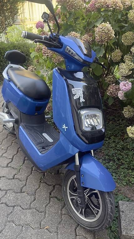 Scooters: Next1 Elektroroller  2 Akkus – D'occasion à Zürich par Alextiag0
