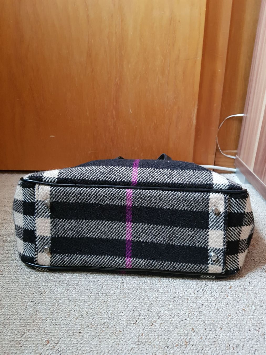 Burberry Borse da donna: Originale Burberry Tasche – Usato da Zweisimmen venduto da Adorable 2