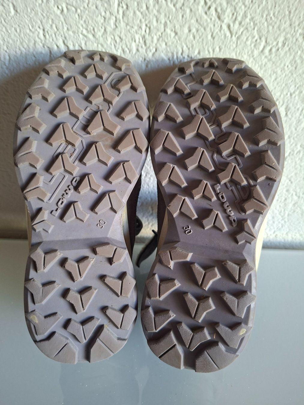 Lowa Scarpe per ragazzi: Kinder Wanderschuhe LOWA Grösse 30 – Usato da Erlinsbach venduto da pfunky 4