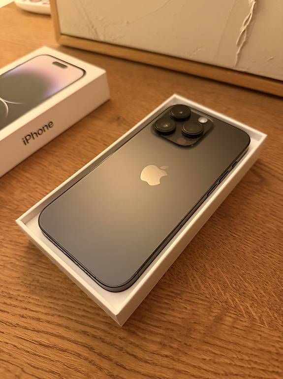 Handys / Smartphones: iPhone 14 Pro 128 GB Space Black – Gebraucht aus Dulliken von aurum.xcv
