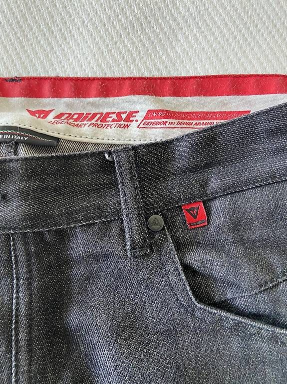 Jeans: Jeans moto uomo Dainese – Usato da Massagno venduto da dar_z26m