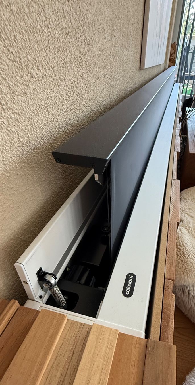 Hisense Home Cinema: Leinwand Celexon ust 120 – Nuovo (secondo la descrizione) da Worb venduto da Scatwomen 1