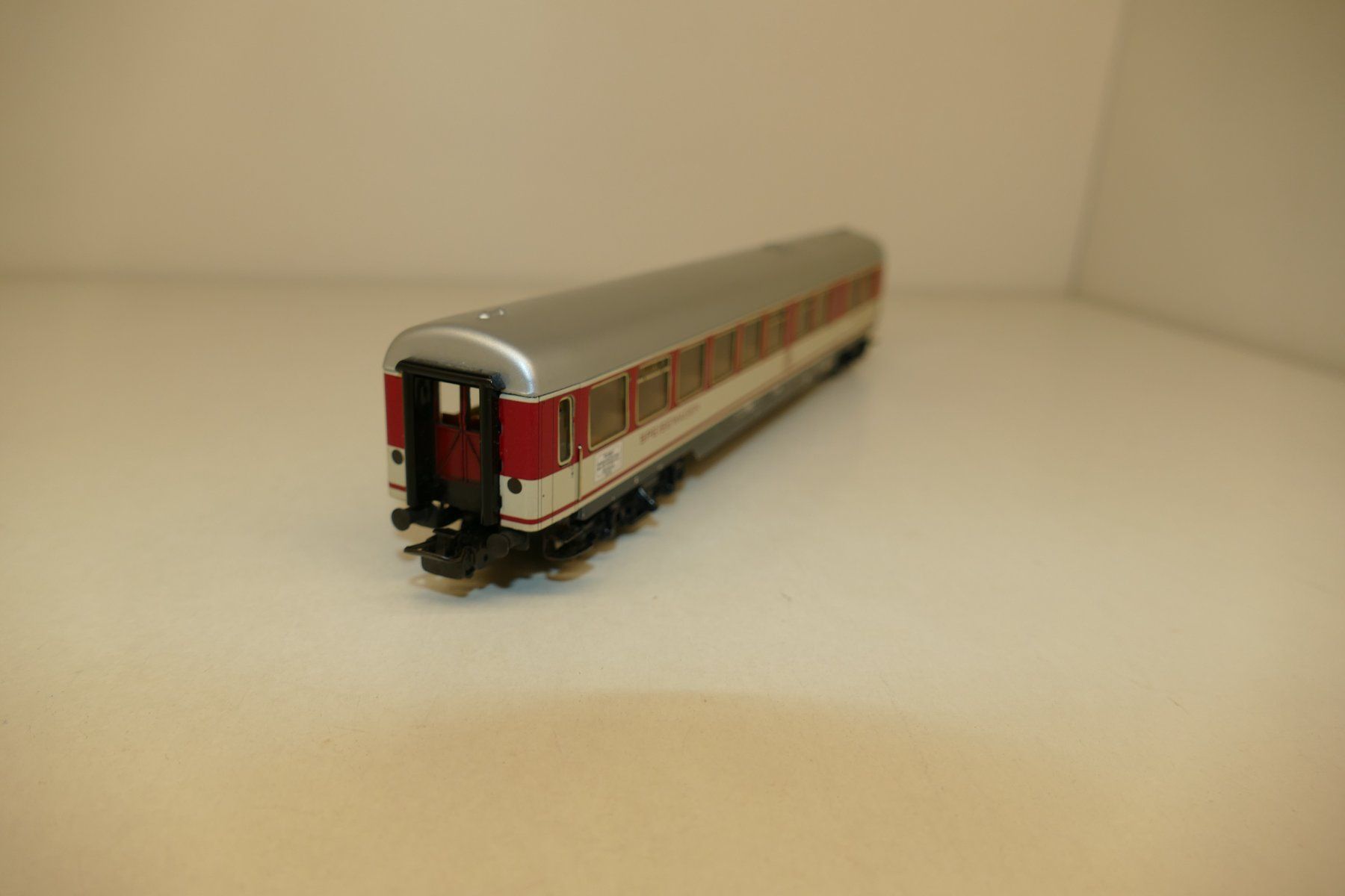 Märklin Modelleisenbahnen: Märklin H0: DB Speisewagen – Neu (gemäss Beschreibung) aus Niederhasli von rail-duerst 3