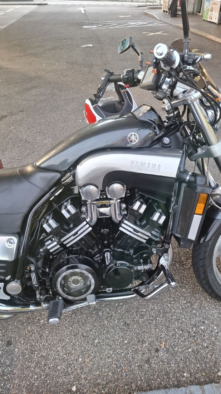 Egli Cruisers: Yamaha EGli V-Max 1200 – D'occasion à Zürich par MaxiK 7