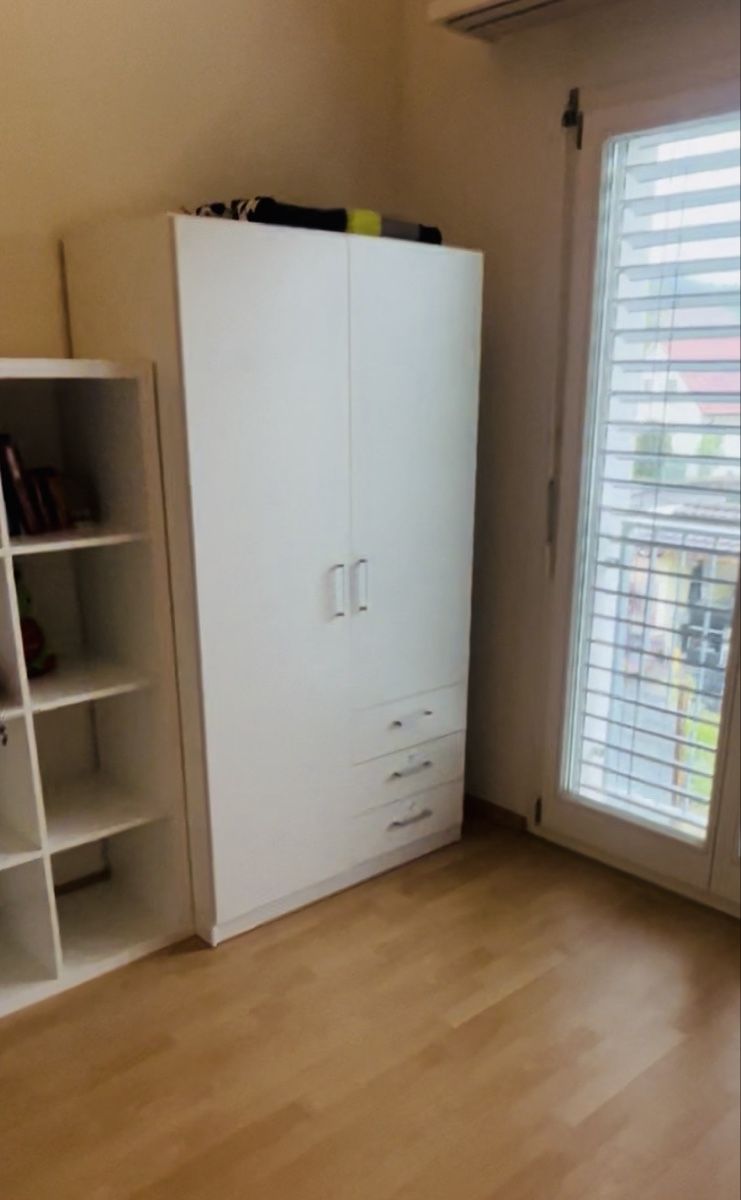 Armadi: Kleiderschrank weiss  – Usato da Embrach venduto da Destiny26 3