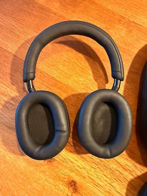 Cuffie: Sony WH-1000XM5 avec housse – Usato da Delémont venduto da alex2502 1
