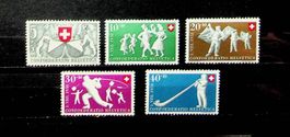 PRO PATRIA SÉRIE DE TIMBRES NEUF** 1951 SBK 30.00 / T636