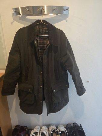 Barbour Wachsjacke gefüttert – Gr. 44 – Original Tartan 