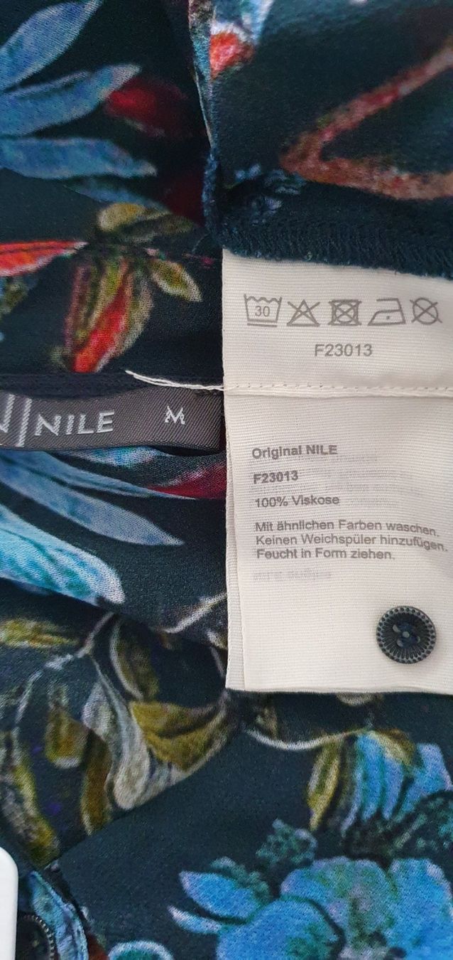 Nile Camicette: NILE Bluse/Hemd grM, NEU, Viskose – Nuovo e nell'imballaggio originale da Niederbipp venduto da blu_jw7r 6