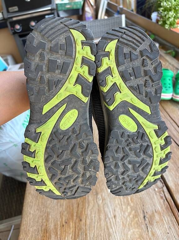 Scarpe da uomo: Wanderschuhe Gr.38 – Usato da Thun venduto da danceT 2