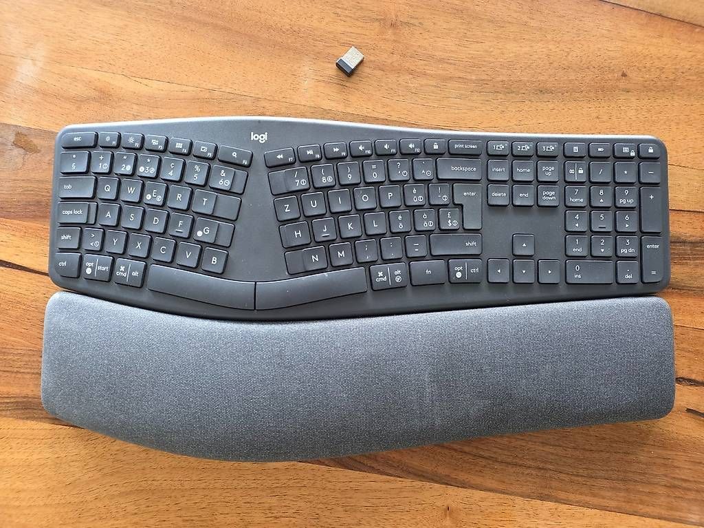 Tastaturen: Logitech ERGO K860 Tastatur CH-Layout – Gebraucht aus Dietlikon von Bonamesa