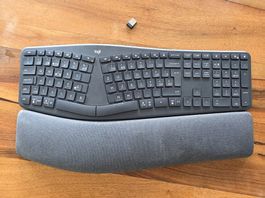 Logitech ERGO K860 Tastatur CH-Layout