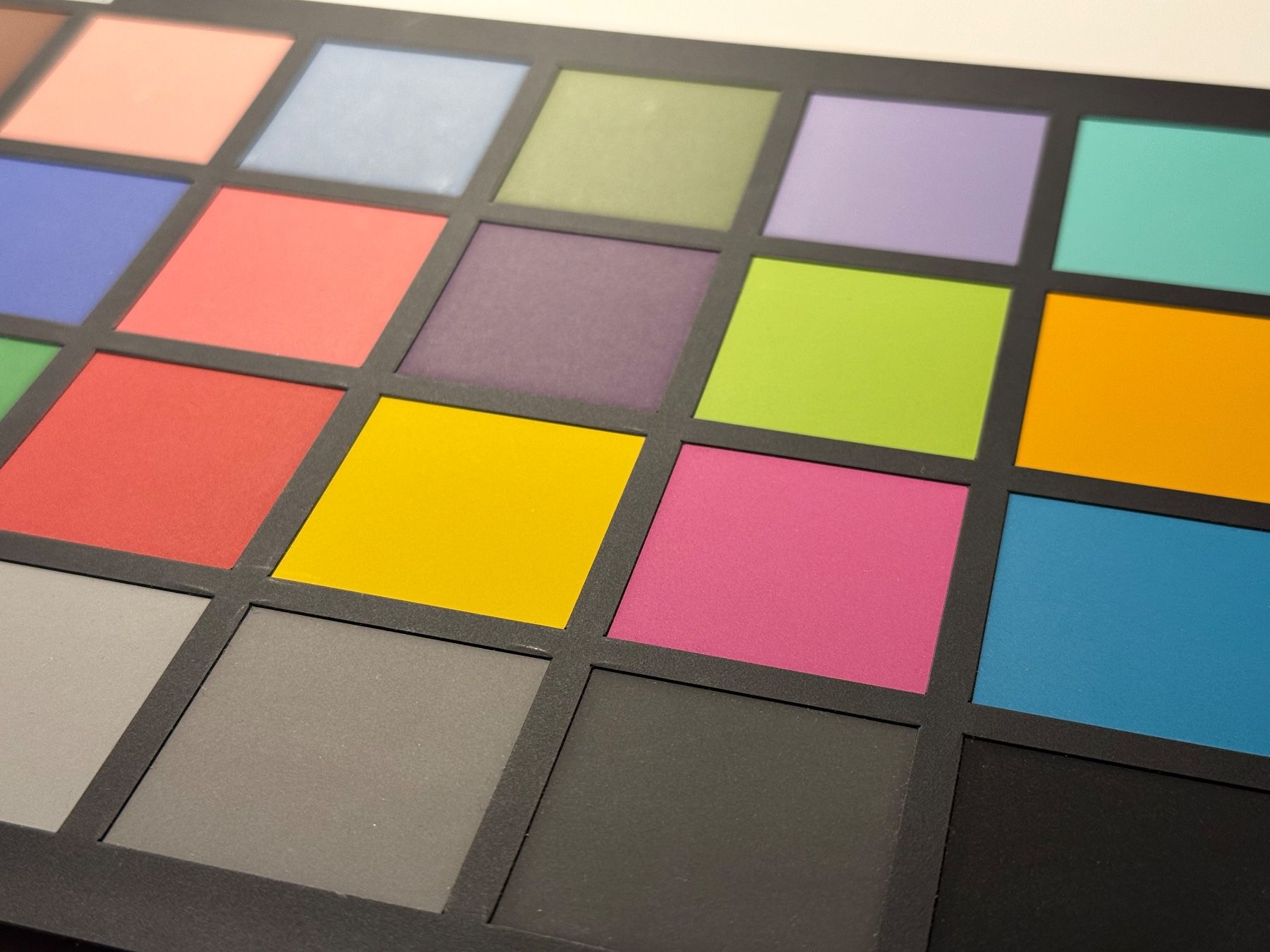 Laboratorio & Camera oscura: Calibrite ColorChecker Classic – Usato da Delémont venduto da yannickbarthe 2