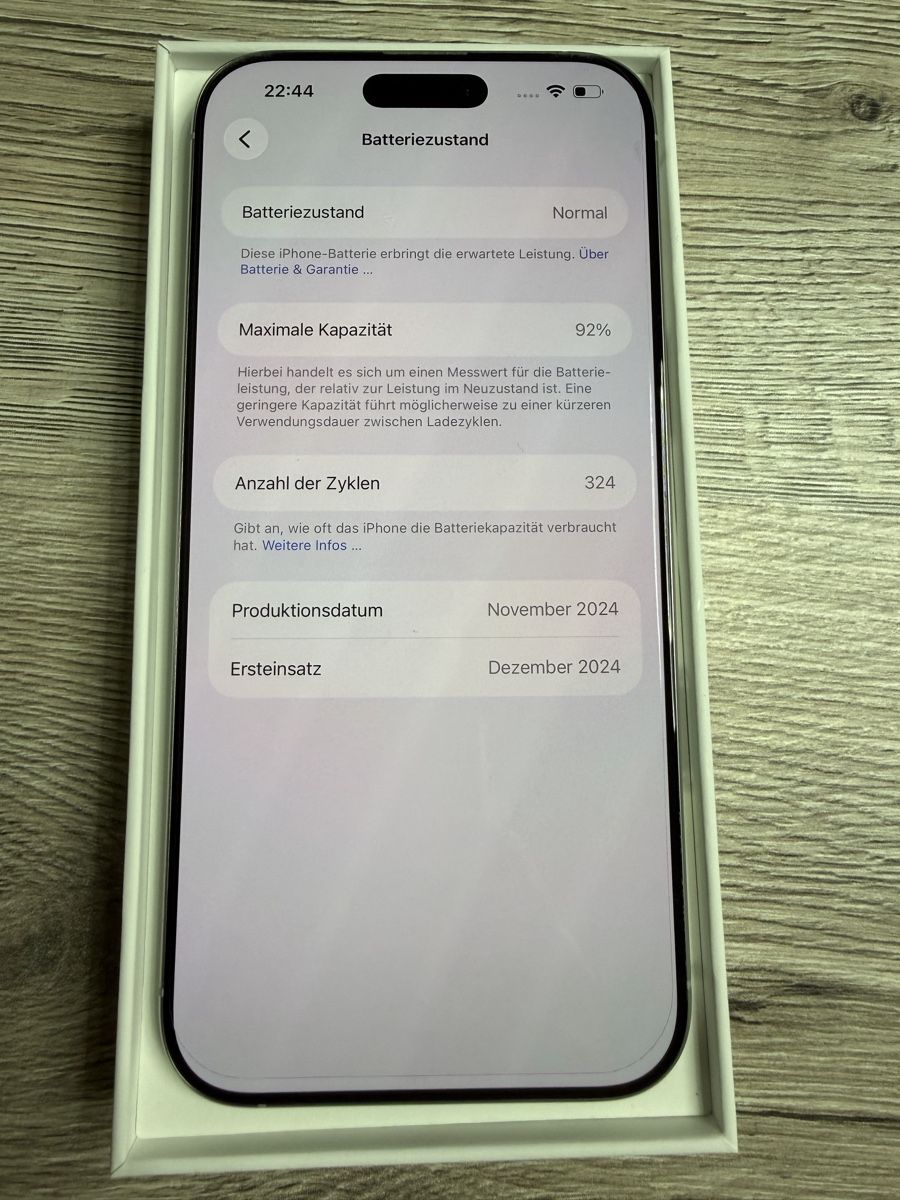 Apple Telefoni cellulari / Smartphones: iPhone 16 Pro Max 256GB White Titanium – Usato da Benglen venduto da bmwgt 6