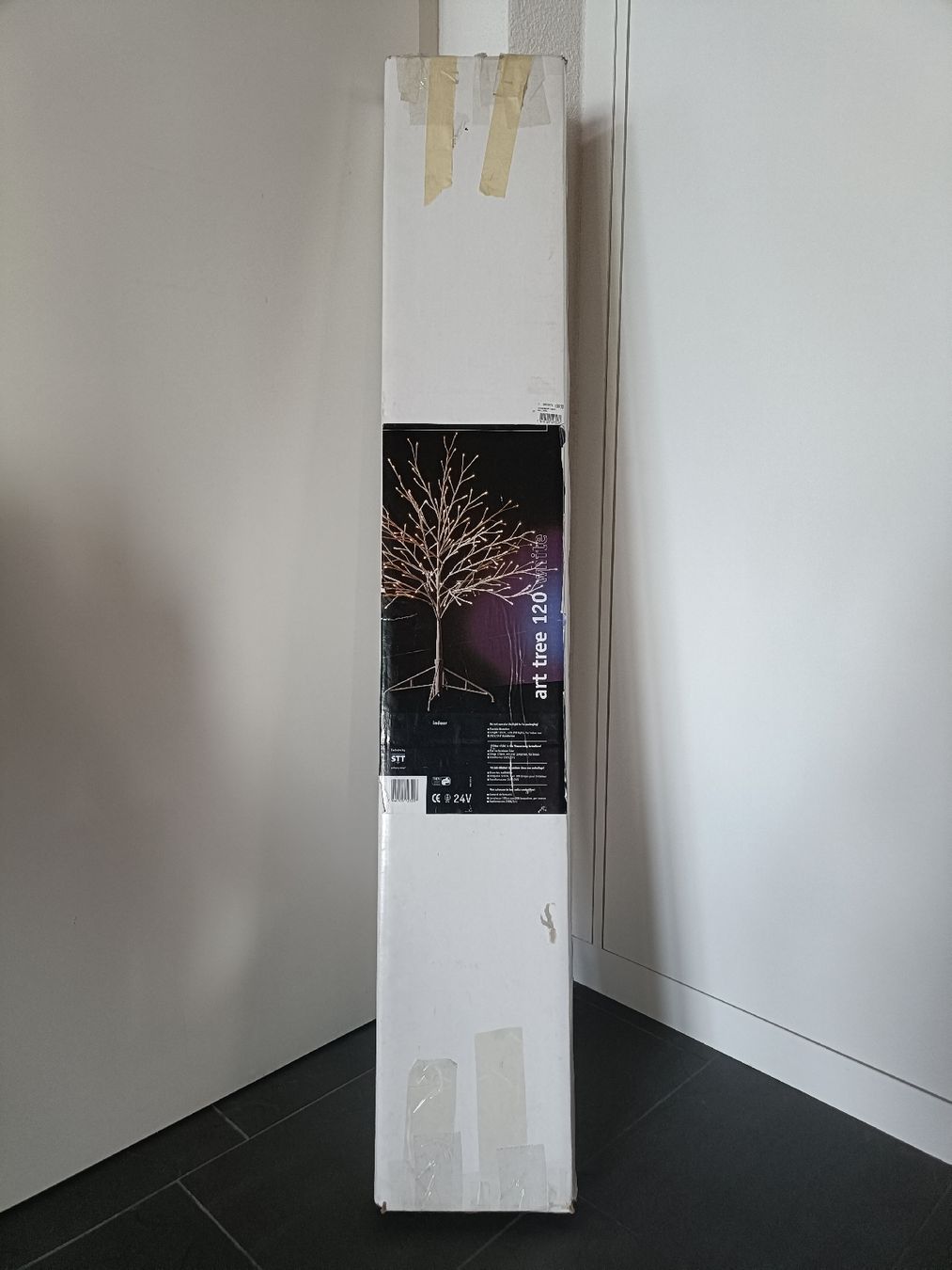 Toutes les décorations: Deko Baum LED Lichterkette Indoor weiss – D'occasion à Leissigen par Gertsch_
