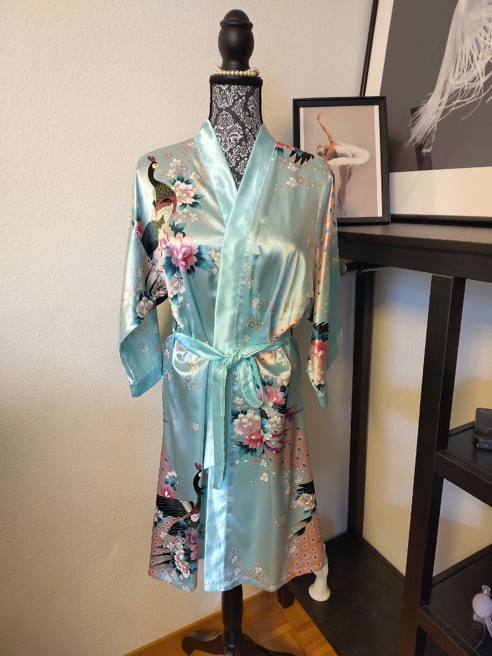 Arte internazionale: Kimono / Morgenmantel – Usato da Zollikofen venduto da Tini031