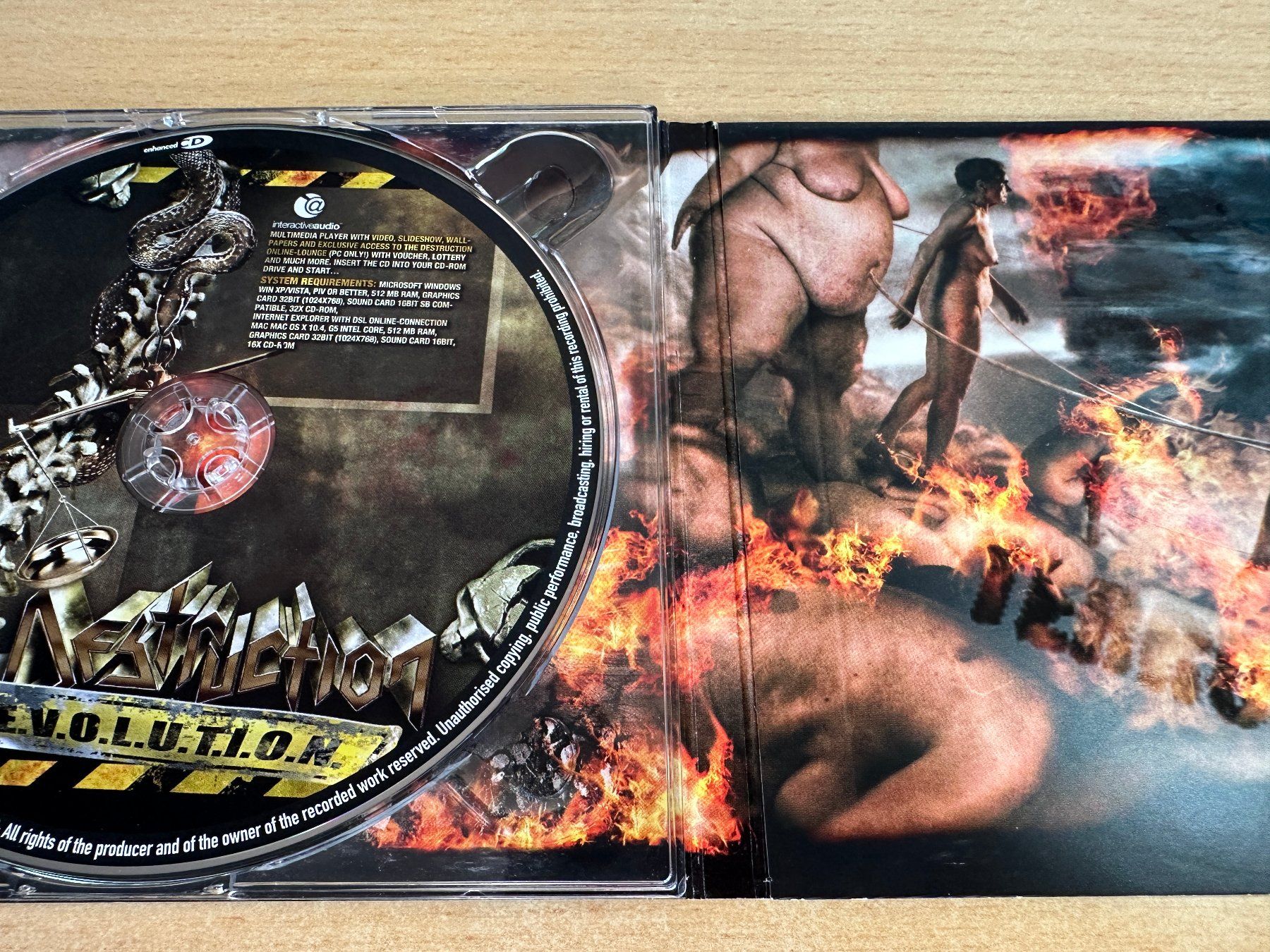 CD: K0 Destruction – D.E.V.O.L.U.T.I.O.N. - Limited Edition – Usato da Rikon im Tösstal venduto da Alpenmutz 2