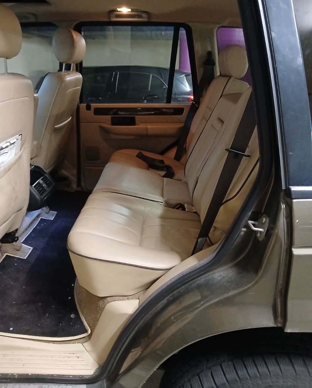 Land Rover Automobili: Range Rover V8 - 4.6 - AHK.3500 Kg. – Usato da Schänis venduto da nik_f2wb 3