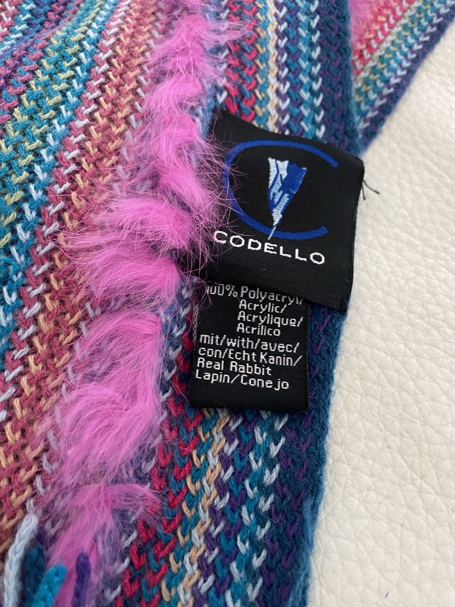 Codello Foulard & Sciarpe: Codello Schal  mit echt kanin fell 🌸 – Usato da Opfikon venduto da Luis144 5