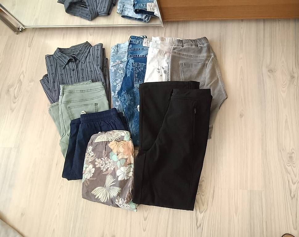 Kleiderpakete: Kleiderpaket Gr M  – Gebraucht aus Wigoltingen von Ravi0405 1