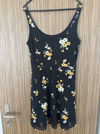Kleid Even&Odd schwarz mit Blumenmuster Grösse M