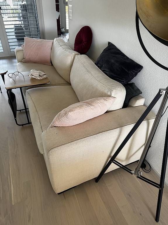 Divani: Grosses bequemes Sofa 240 cm  beige/creme – Usato da Urtenen-Schönbühl venduto da donkaputo 4