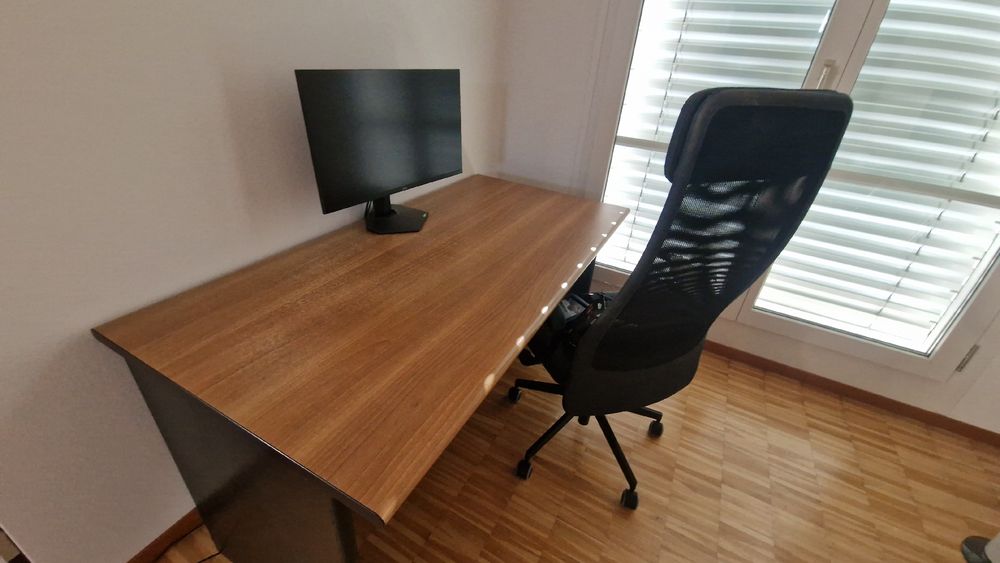 Scrivanie: Schreibtisch aus Holz – Usato da Glattbrugg venduto da cla_s9c5 2