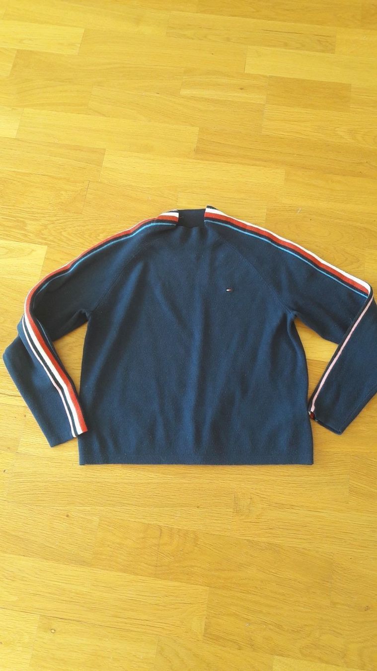 Tommy Hilfiger Maglioni & Felpe: Pullover Pulli Tommy Hilfiger Gr. 128 – Usato da Buchs Sg venduto da Valedi 1