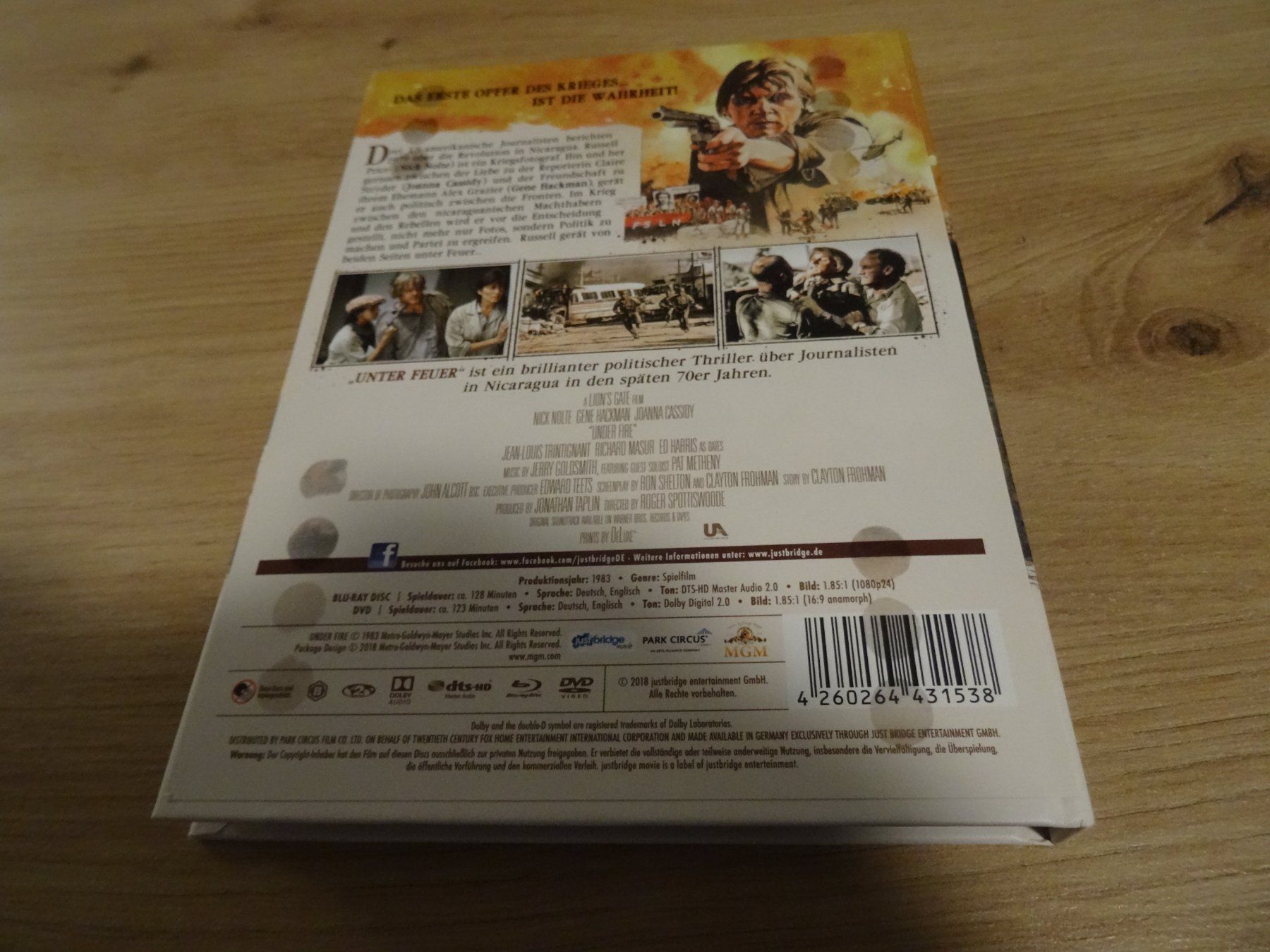 Tutti i DVDs: Under Fire Unter Feuer MEDIABOK DVD BLU-RAY – Usato da Olten venduto da Disc-Verkauf 3