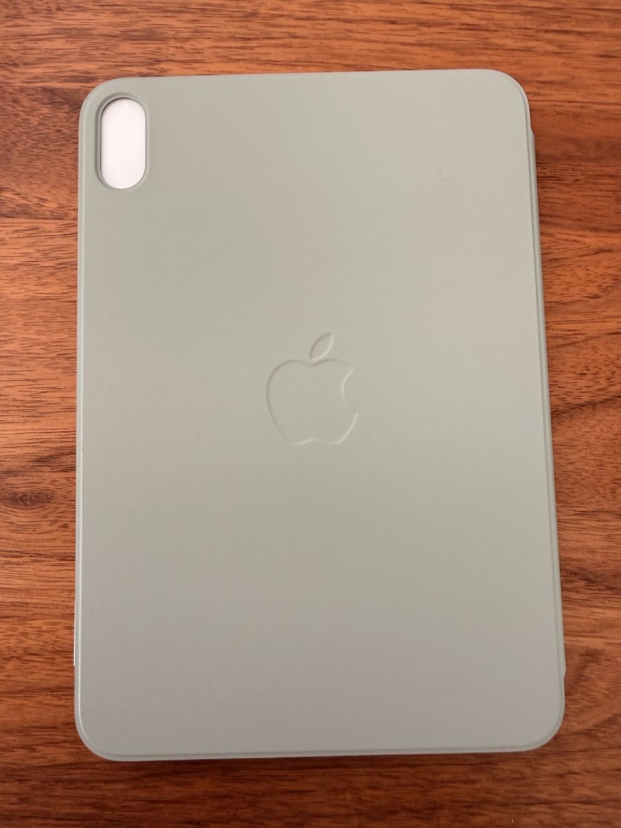Apple Coques & Sacs: Apple iPad mini Smart Folio Light Sage Zustand Neu – Neuf avec emballage d'origine à Erlenbach ZH par Berlen 2