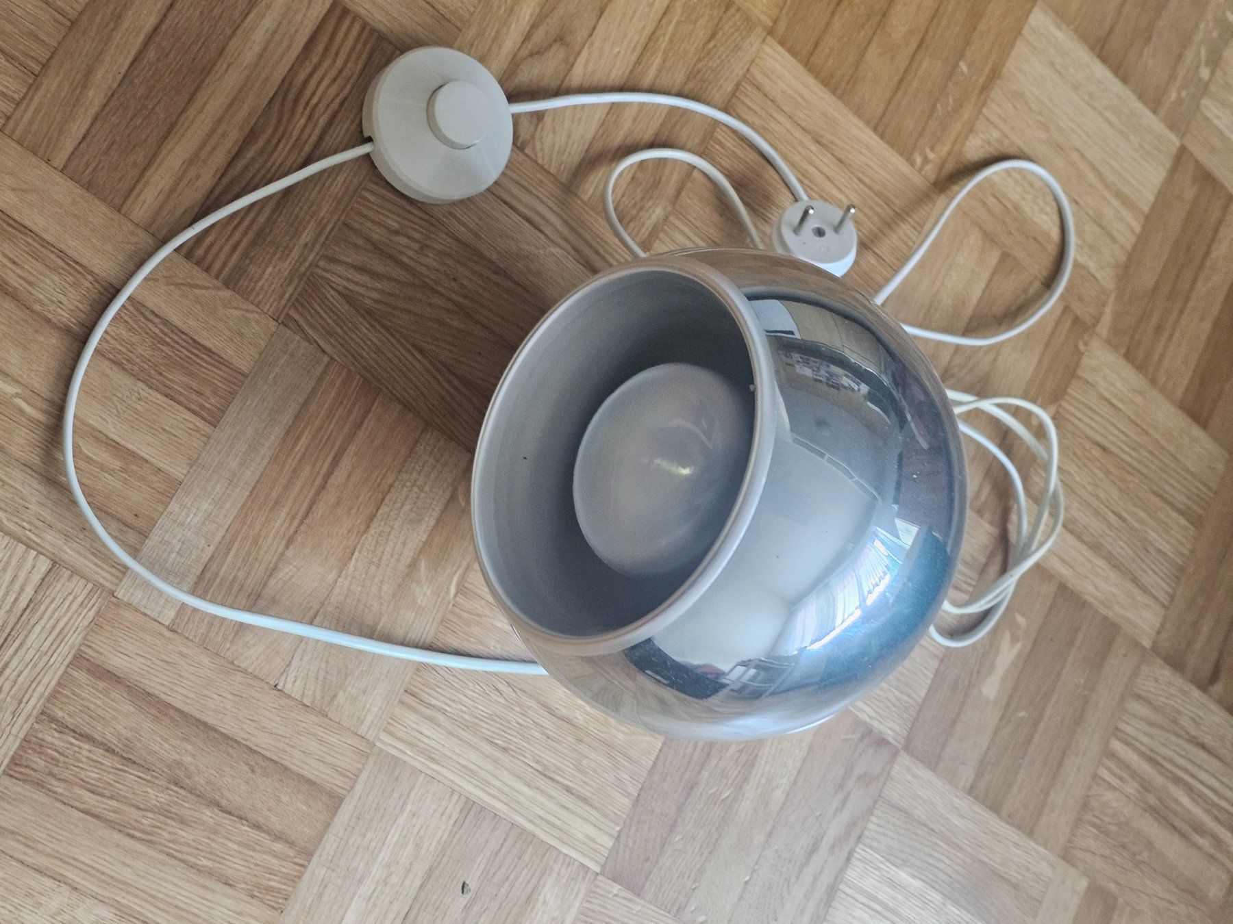 Lampade: 2 Silver Globe Spotlights - Silberne Kugelstrahler – Usato da Egg b. Zürich venduto da and_7g7b