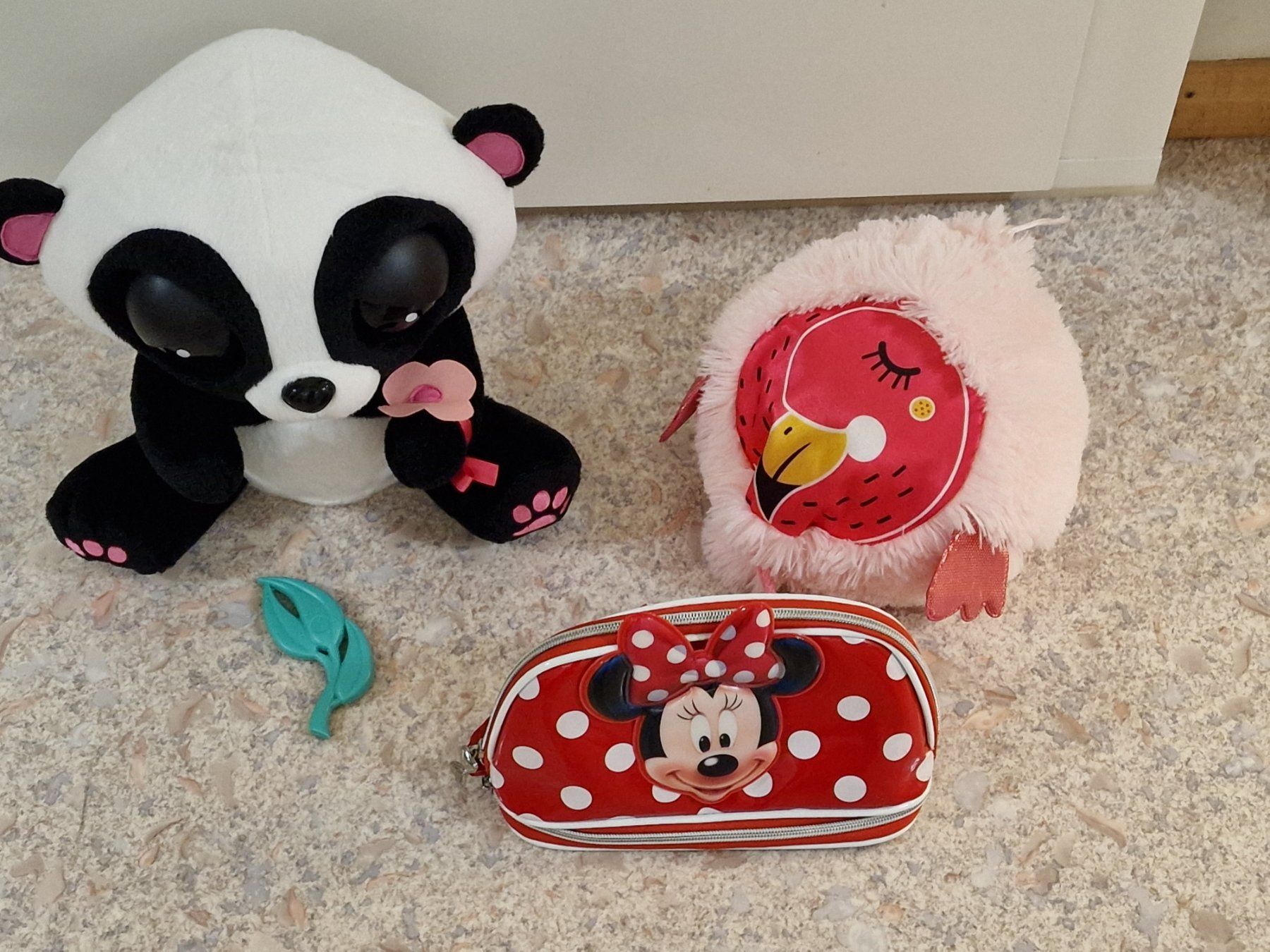 Giocattoli: Panda /Interaktives und ein Mickey-Stifthalter – Usato da Ennetmoos venduto da berg2011 3