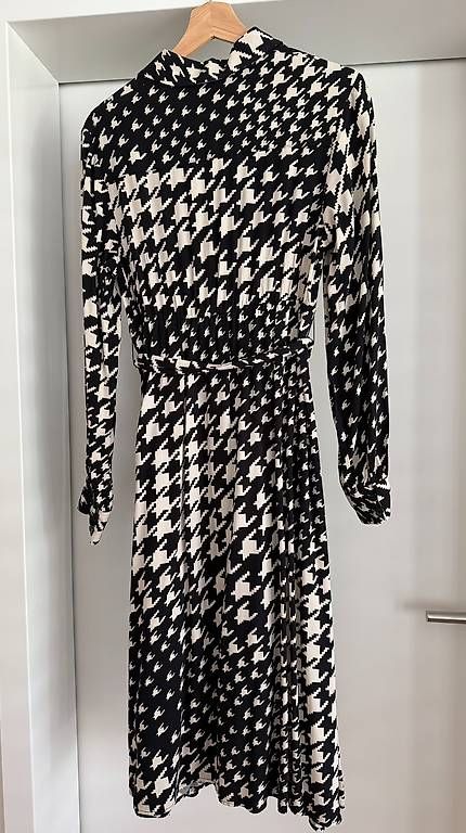 Vestiti: H&M Mama Kleid Gr. S – Usato da Ettingen venduto da Schatzsucher90 1