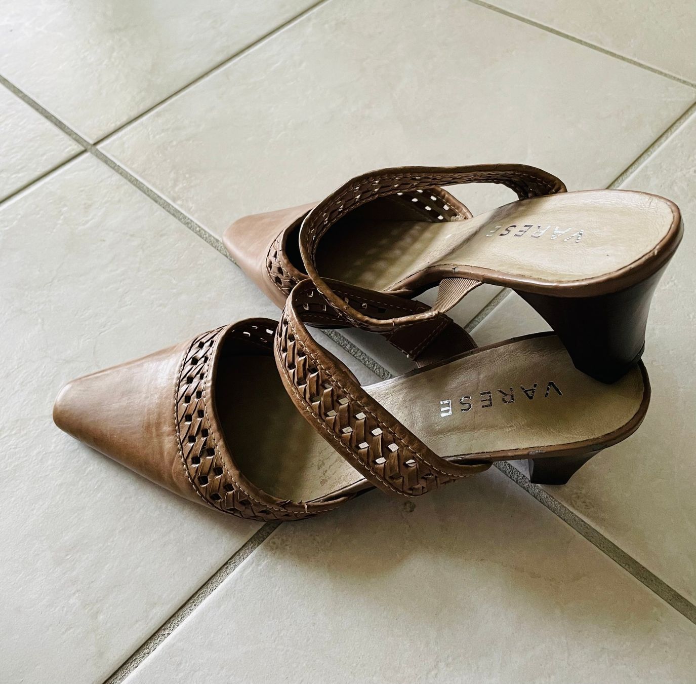 Damenschuhe: Varese Sandalen – Gebraucht aus Etoy von Diadefin