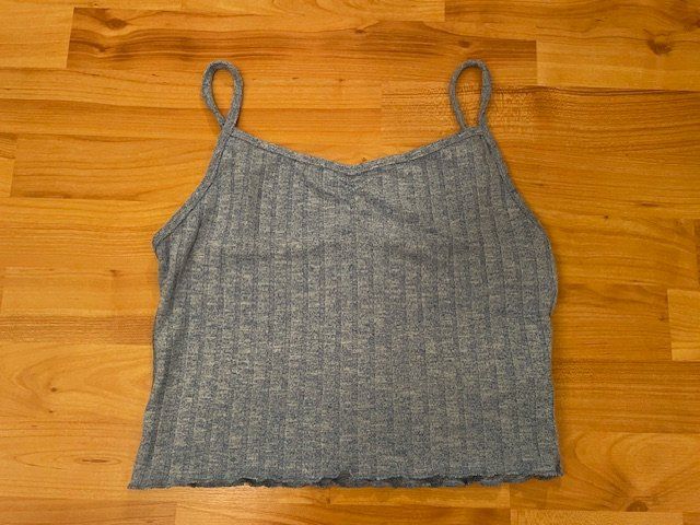 Top: Kurzes Top blau, Grösse S, NEU – Usato da Niederweningen venduto da sho_mb8y