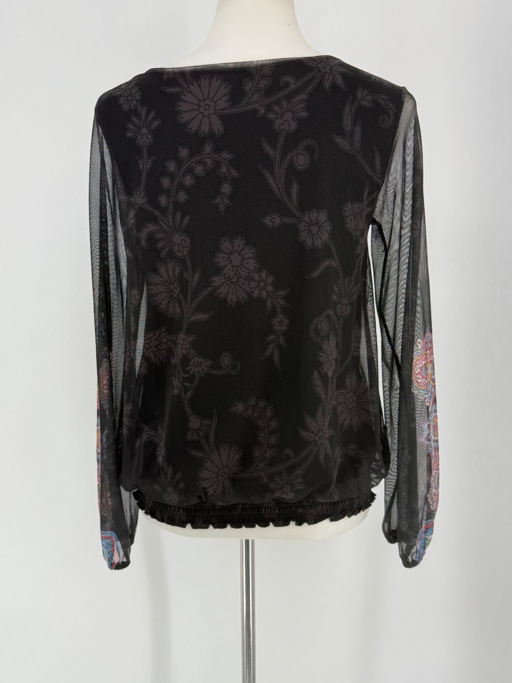 Desigual T-shirt: Desigual Shirt Gr. S – Usato da Auenstein venduto da moin. 4