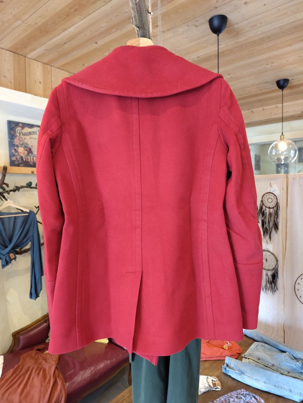 Burberry Mäntel: Burberry mantel / jacke rot – Gebraucht aus Losone von ell_nora89 1
