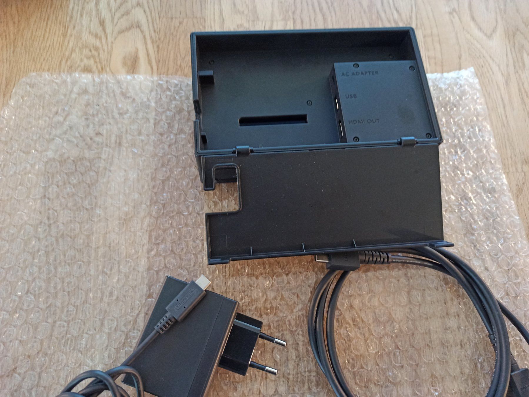 Docking station: Original Nintendo Switch TV-Dockingstation mit Netzteil NSW – Usato da Oberweningen venduto da mar_87mx 2