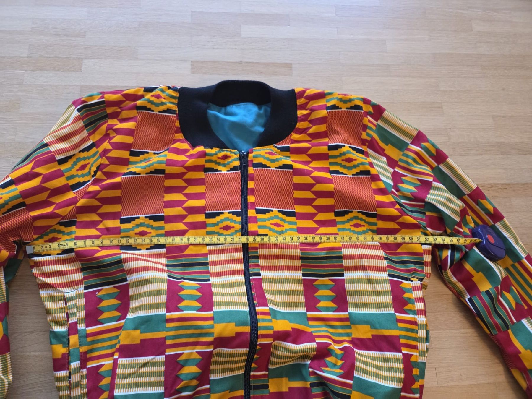 Giacche: Schöne Jacke mit Afrikanischem Print – Usato da Kriens venduto da Na_Ro 4