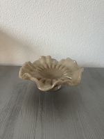 Geschwungene Glasschale