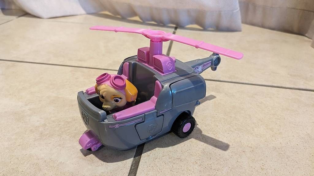 Spielzeuge: Paw Patrol Skye Helikopter  – Gebraucht aus Möhlin von chrisscat