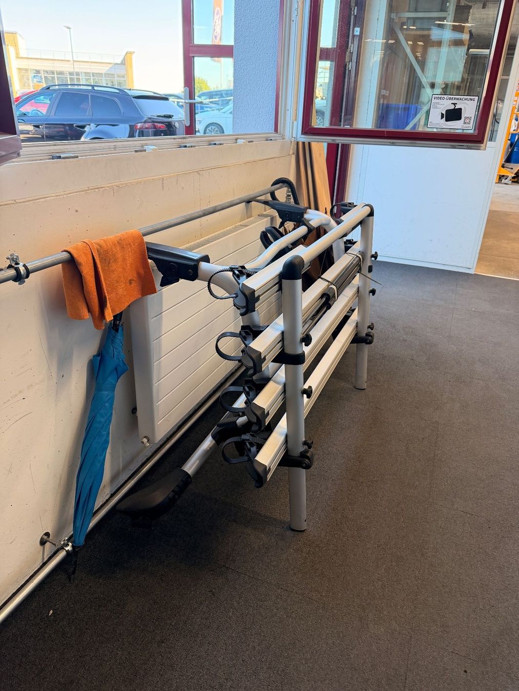 Balken: Veloträger – Gebraucht aus Seuzach von Garage-Carr-Moser-AG 1