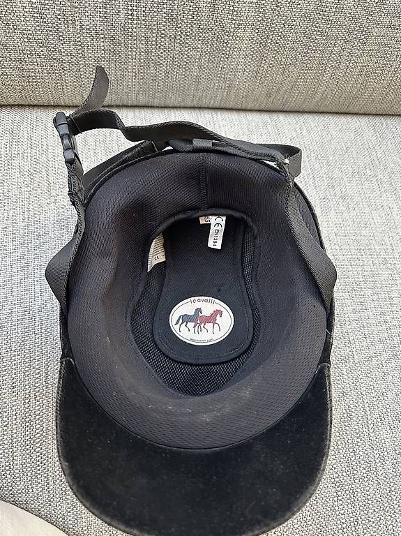 Helme: Reithelm Gr. 55 – Gebraucht aus Meikirch von car_9hd7 2
