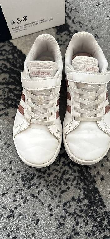 Scarpe per ragazze: Chassure Adidas fille 31 – Usato da Renens VD venduto da mary184 1