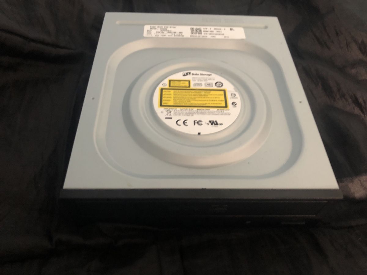 Componenti elettronici: DVD rewriter  – Usato da Zürich venduto da veg_n57p