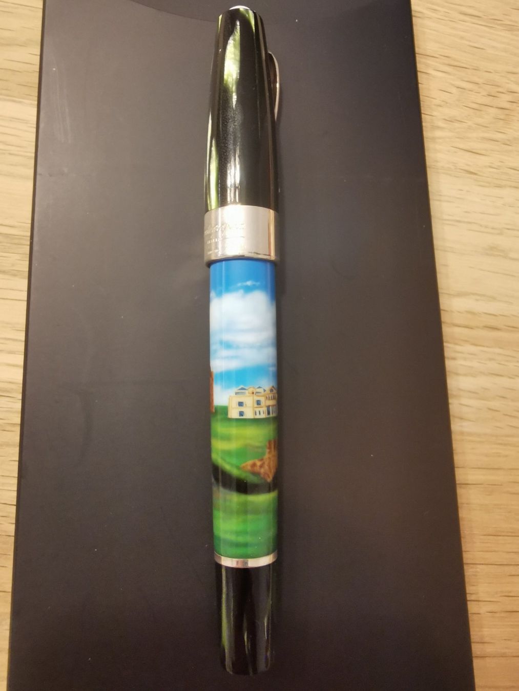 Montegrappa Penna & Evidenziatori: Montegrappa St Andrews Links Rollerball Pen Hand Painted – Nuovo (secondo la descrizione) da Bellmund venduto da nikitanikita 4