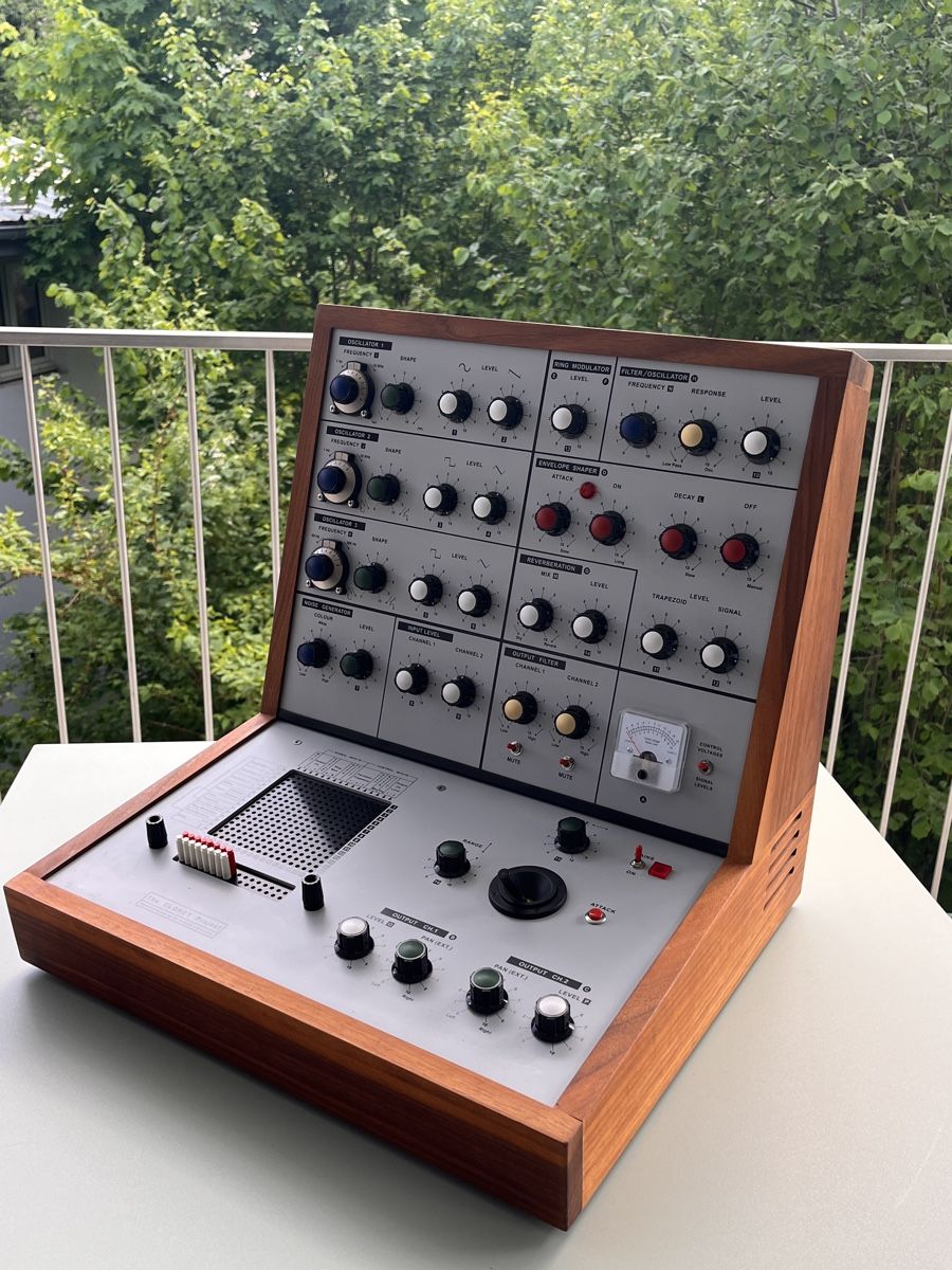 Instruments de musique: EMS VCS3 / Cloney – D'occasion à Lausanne par electrogate 2