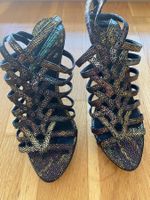 Ungetragene Lele Pyp Sandalen