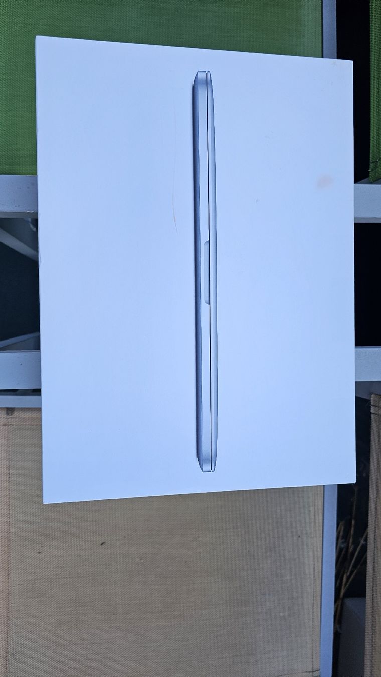 Apple Portables: MacBook Pro 13" Retina Display – D'occasion à Mauren par ehr_5cy6 5